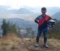Roberto Tambunan Roberto Tambunan