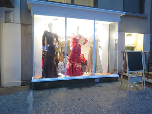 Jual Karya Desainer Tanah Air, Indonesia Fashion Gallery Resmi Dibuka di NY Jual Karya Desainer Tanah Air, Indonesia Fashion Gallery Resmi Dibuka di NY
