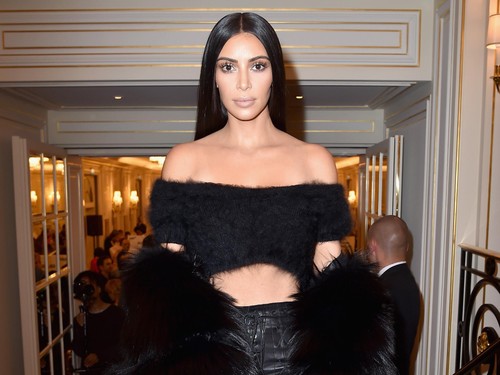 Kim Kardashian Kerampokan, Ini Bahaya Terlalu Sering Posting Foto di Socmed Kim Kardashian Kerampokan, Ini Bahaya Terlalu Sering Posting Foto di Socmed
