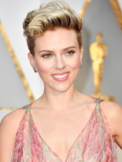 Scarlett Johansson Ingin Terjun ke Politik Saat Putrinya Sudah Besar Scarlett Johansson Ingin Terjun ke Politik Saat Putrinya Sudah Besar
