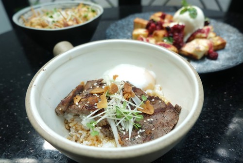 Rock Papr Scsr: Enaknya Donburi dengan Striploin Steak Beraroma Truffle dan Tuna Poke Rock Papr Scsr: Enaknya Donburi dengan Striploin Steak Beraroma Truffle dan Tuna Poke