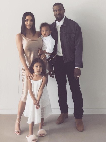 Kim Kardashian Kehilangan 100 Ribu Followers Pasca Foto Bokong Asli Beredar Kim Kardashian Kehilangan 100 Ribu Followers Pasca Foto Bokong Asli Beredar