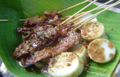 Sate Kere dan Sate Gluten yang Enak Tanpa Protein Hewani Sate Kere dan Sate Gluten yang Enak Tanpa Protein Hewani