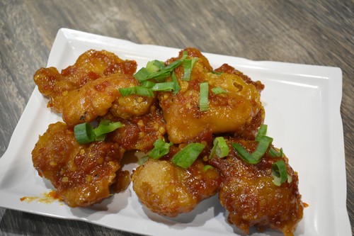 Sams Wok: Gurihnya General Tso Chicken dengan Bumbu Asia Gaya Amerika Sams Wok: Gurihnya General Tso Chicken dengan Bumbu Asia Gaya Amerika