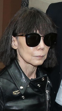 Rei Kawakubo, Desainer Anti-Fashion yang Bikin Rihanna Jadi Pusat Perhatian Rei Kawakubo, Desainer Anti-Fashion yang Bikin Rihanna Jadi Pusat Perhatian