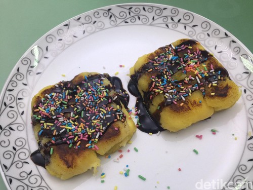 Tape Penyet Saus Cokelat Ini Enak Buat Teman Ngopi Tape Penyet Saus Cokelat Ini Enak Buat Teman Ngopi