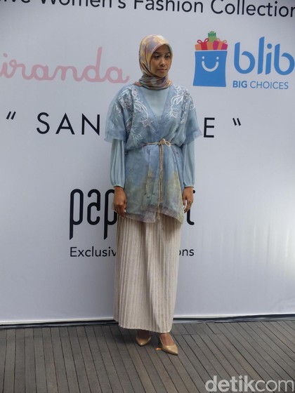 Jelang Ramadan, Ria Miranda Rilis Busana Bernuansa Pastel Jelang Ramadan, Ria Miranda Rilis Busana Bernuansa Pastel