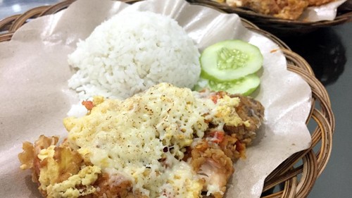 Geprek Bensu: Pedas Menyengat! Ayam Geprek Berselimut Sambal Rawit Level 5