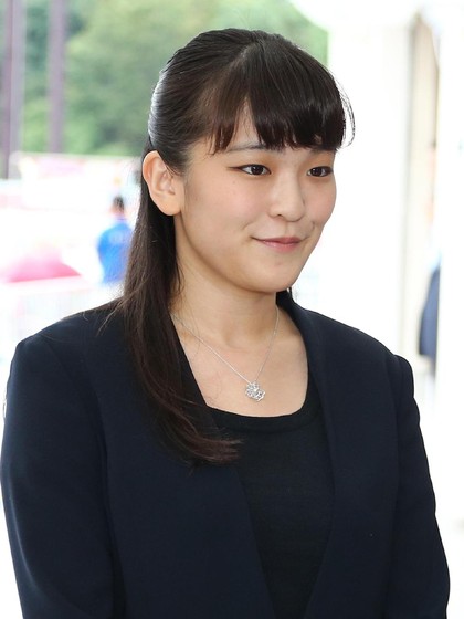 Putri Kerajaan Jepang Akan Lepas Gelar Bangsawan Demi Pria Ini Putri Kerajaan Jepang Akan Lepas Gelar Bangsawan Demi Pria Ini