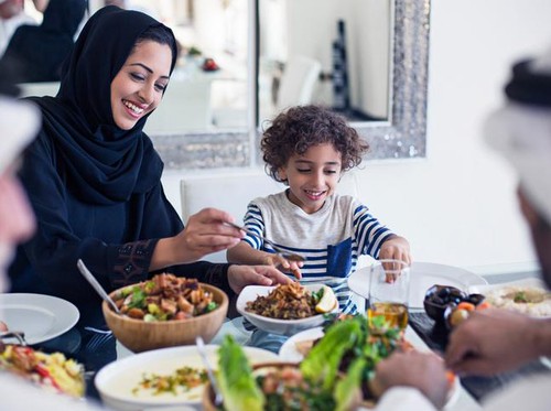 6 Kesalahan Makan Sahur yang Buat Tubuh Makin Lemas Saat Puasa Ramadan 6 Kesalahan Makan Sahur yang Buat Tubuh Makin Lemas Saat Puasa Ramadan