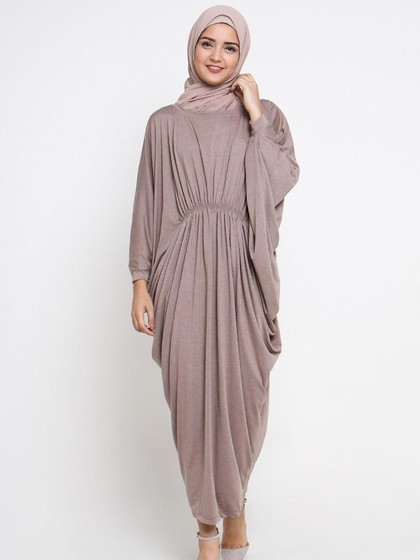 Tren Baju Lebaran 2017, Kaftan Masih Jadi Favorit Tren Baju Lebaran 2017, Kaftan Masih Jadi Favorit