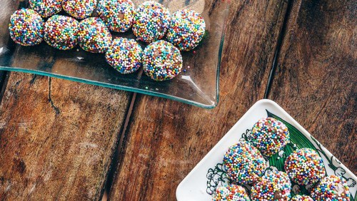 Hindari 5 Makanan Ini Jika Tak Ingin Susah Konsentrasi Saat Kerja Hindari 5 Makanan Ini Jika Tak Ingin Susah Konsentrasi Saat Kerja