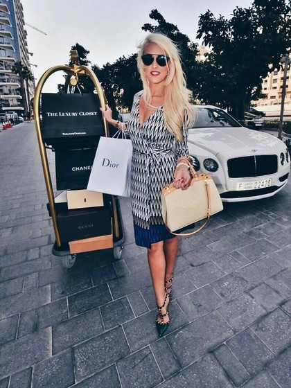 Potret Gaya Hidup Mewah Gadis-gadis Kaya di Dubai yang Bikin Iri Potret Gaya Hidup Mewah Gadis-gadis Kaya di Dubai yang Bikin Iri
