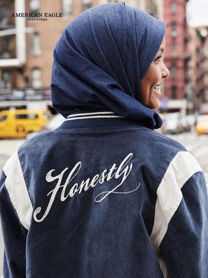 American Eagle Rilis Kerudung Denim untuk Hijabers American Eagle Rilis Kerudung Denim untuk Hijabers