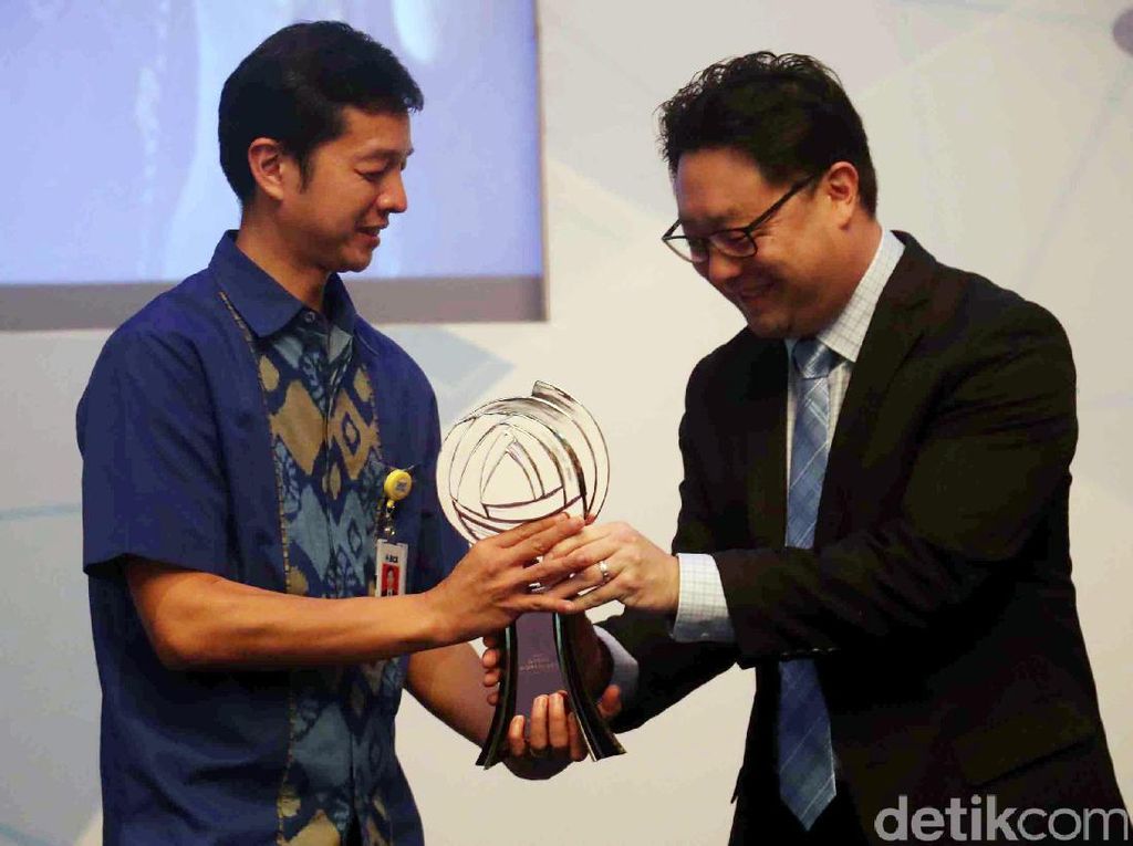 BCA Raih Gallup Great Workplace BCA Raih Gallup Great Workplace