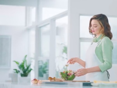 Keren! Miranda Kerr Ikut Promosikan Bubuk Miso Organik di Jepang Keren! Miranda Kerr Ikut Promosikan Bubuk Miso Organik di Jepang