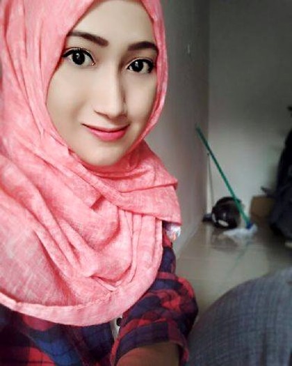 Ini Alasan Wanita Cantik Asal Bojonegoro Mau Terima Mahar Rp 500 Ribu Ini Alasan Wanita Cantik Asal Bojonegoro Mau Terima Mahar Rp 500 Ribu