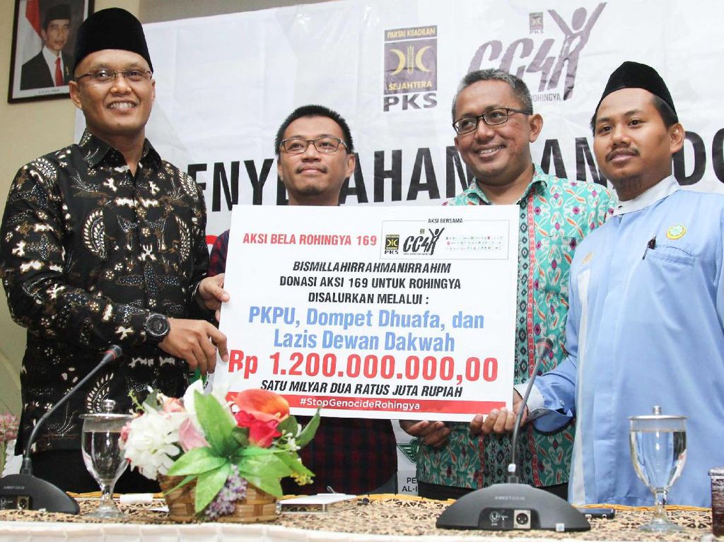 PKS Salurkan Donasi untuk Rohingya ke 3 Lembaga PKS Salurkan Donasi untuk Rohingya ke 3 Lembaga